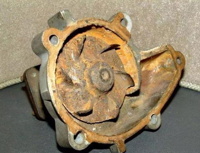 循環(huán)水泵內(nèi)部生銹怎么辦？
